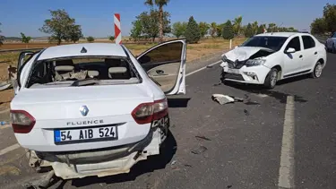 Şanlıurfa'da otomobiller çarpıştı: Yaralılar var