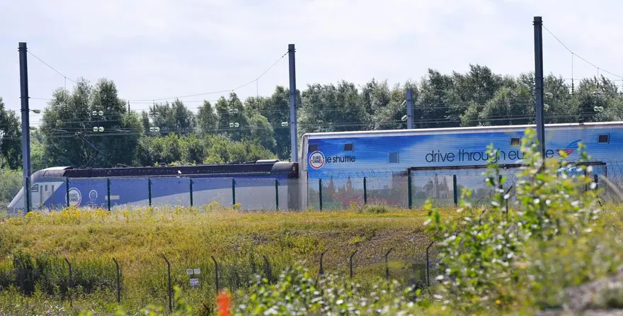 Calais’de umut yolları engellerle dolu 7 Calais’de umut yolları engellerle dolu 7