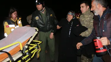 Askeri helikopterle hasta kurtarma operasyonu