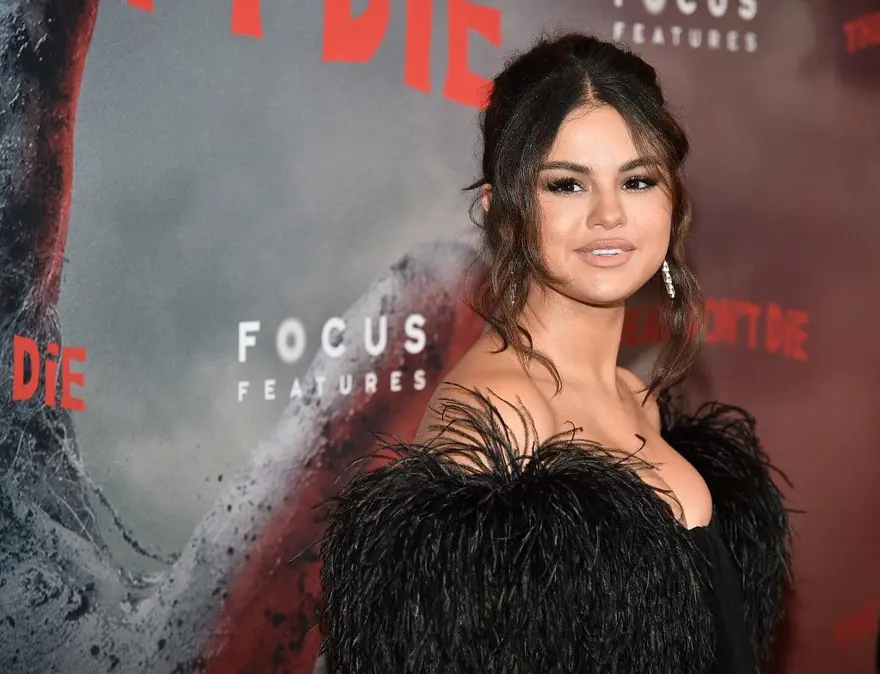Selena Gomez, The Dead Don't Die'ın galasına damga vurdu 5