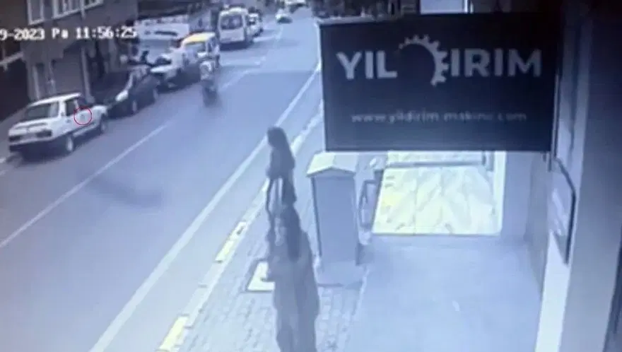 Seyir halindeki motosiklete parke taşı attılar (20 metresonra düşüp yaşamını yitirdi) 2