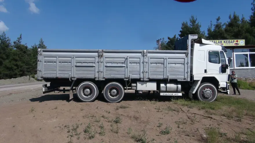 Kilis’tefeci ölüm: Tamir etmeye çalıştıkları kamyonun altında kaldılar 3