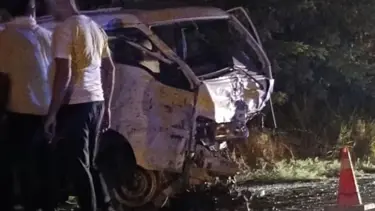 Mersin'de hatalı sollama kazaya neden oldu: Bir ölü, sekiz yaralı