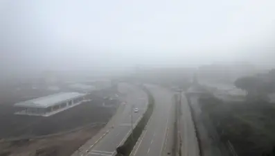 Balıkesir'de sis: Görüş mesafesi 20 metreye düştü