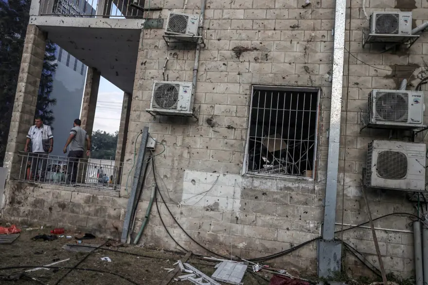 Fotoğraflarla hastane katliamı: Saldırının olduğu hastaneden yeni görüntüler 14