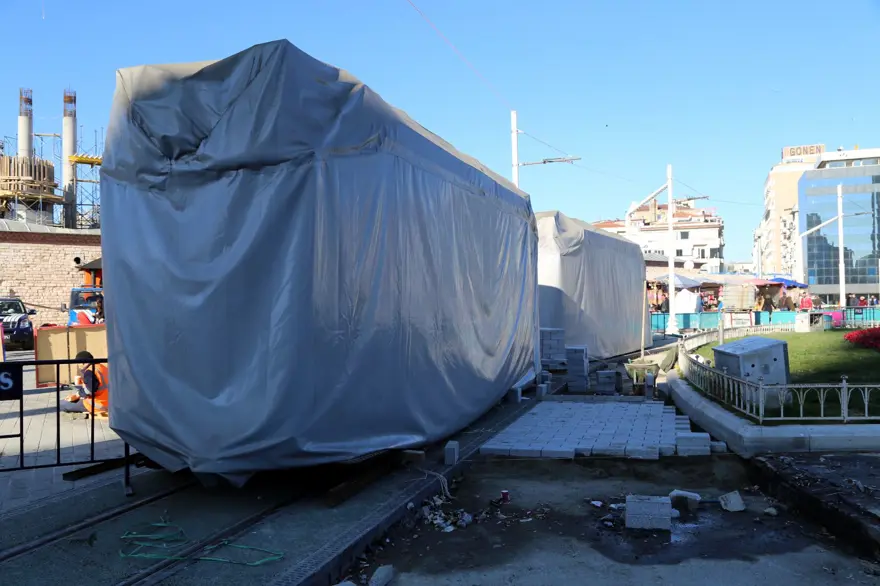 Bir yıl aradan sonra yeniden Taksim Meydanı'nda Bir yıl aradan sonra yeniden Taksim Meydanı'nda
