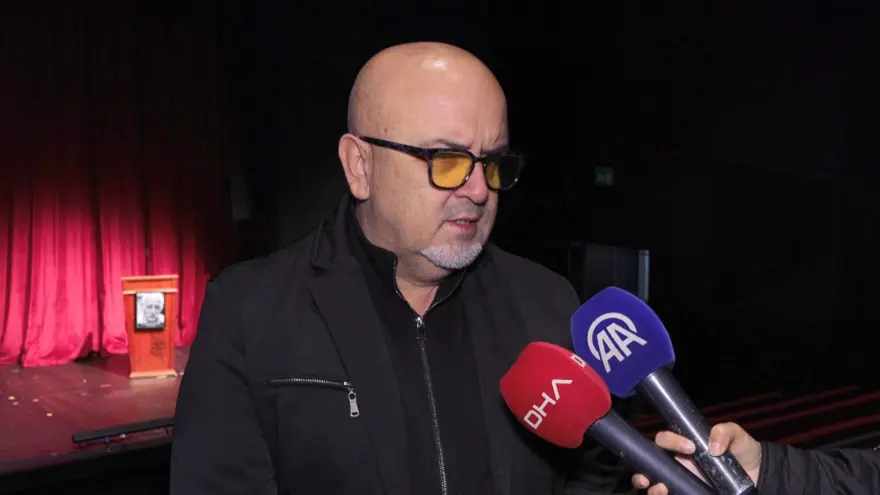 Yabancı Damat'ın Memik Dede'si Arif Erkin Güzelbeyoğlu son yolculuğuna uğurlandı 6 Yabancı Damat'ın Memik Dede'si Arif Erkin Güzelbeyoğlu son yolculuğuna uğurlandı 6