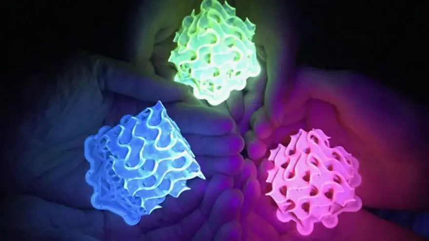 Bilim insanları dünyadaki en parlak malzemeyi üretti 