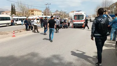 Kamyonet kasasından düşen genç ağır yaralandı