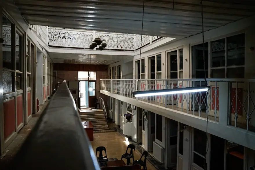 Tarihi hamam 29 milyondan satışta 16