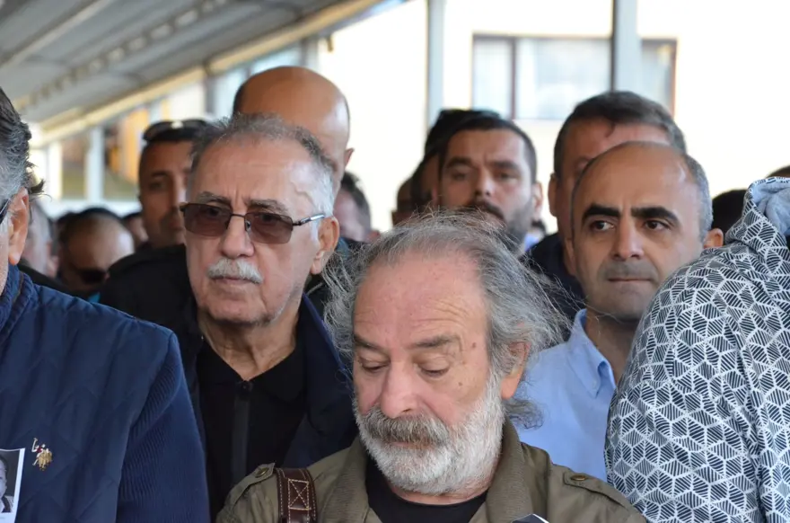 Ünlü oyuncu Yıldırım Öcek son yolculuğuna uğurlandı 2