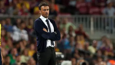 Luis Enrique Barcelona'dan ayrılacağını açıkladı