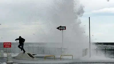 Lodos sağlığı nasıl etkiler? (Lodos İstanbul'da çocukları hastanelik etti!)