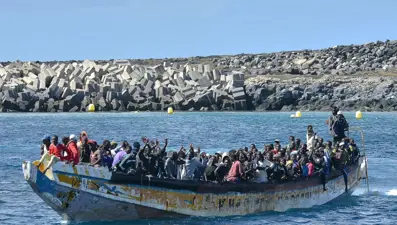 Moritanya açıklarında alabora olan teknede 69 göçmen öldü