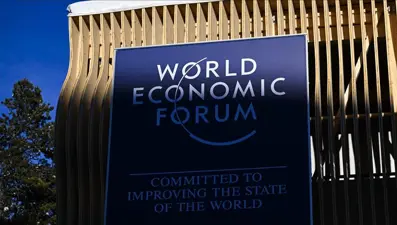 Davos’ta ekonomi liderleri, yapay zekânın iş gücünün geleceği hakkındaki görüşlerini paylaştı