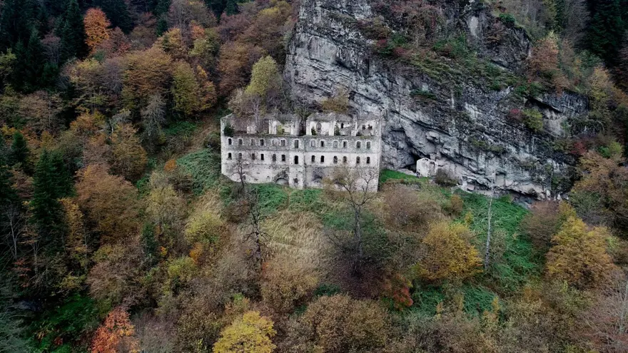 Vazelon Manastırı’nın restorasyonu başka bahara kaldı 3