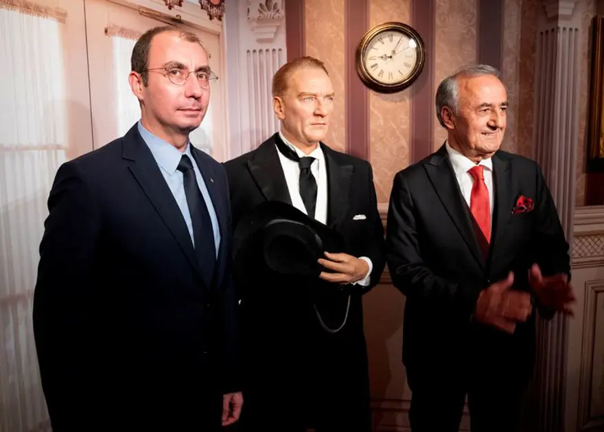 Atatürk'ün balmumu heykeli Berlin'de ziyarete açıldı 2