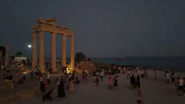 Antalya'dan turizmde Cumhuriyet tarihi rekoru 