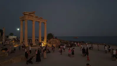 Antalya'dan turizmde Cumhuriyet tarihi rekoru 