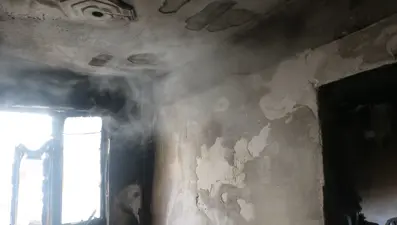 Bodrum katta panik yaratan yangın: 8 kişi dumandan etkilendi