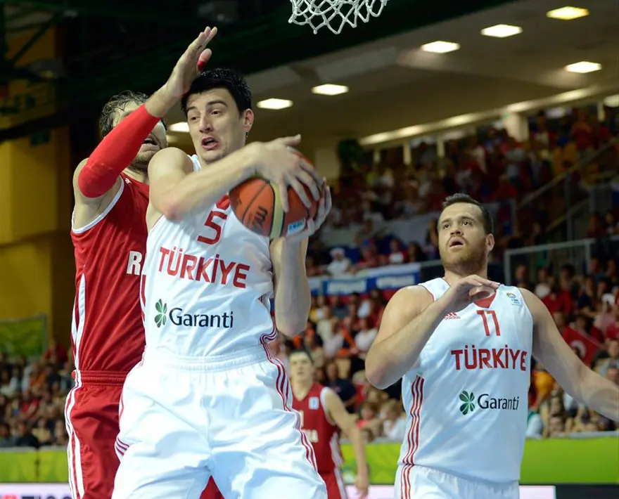 Devler mağlubiyetle kapadı 13