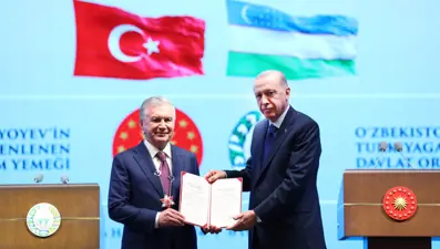 Özbekistan Cumhurbaşkanı Mirziyoyev'e Devlet Nişanı tevcih edildi