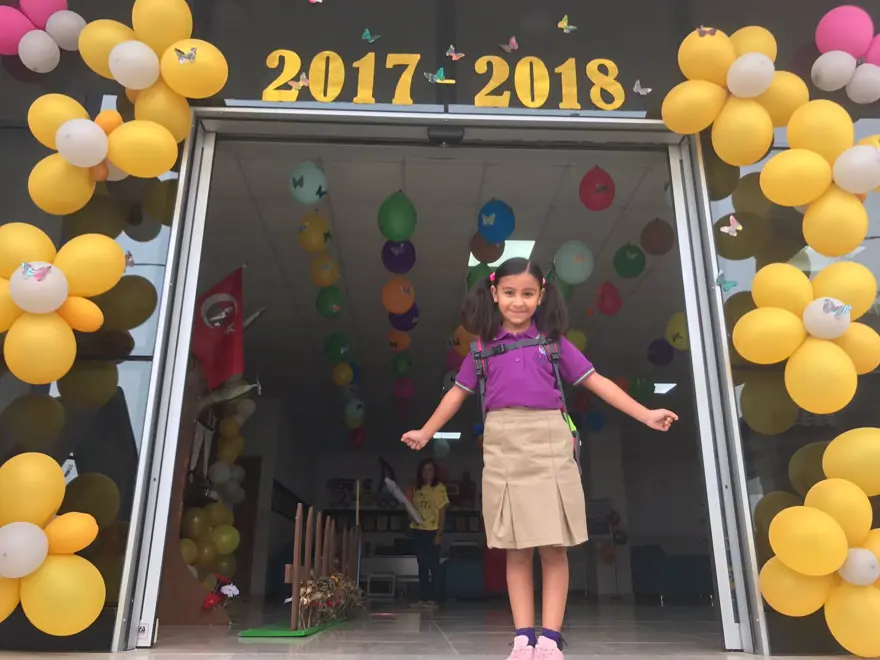 Okullar açıldı (18 milyon öğrenci ders başı yaptı) 24