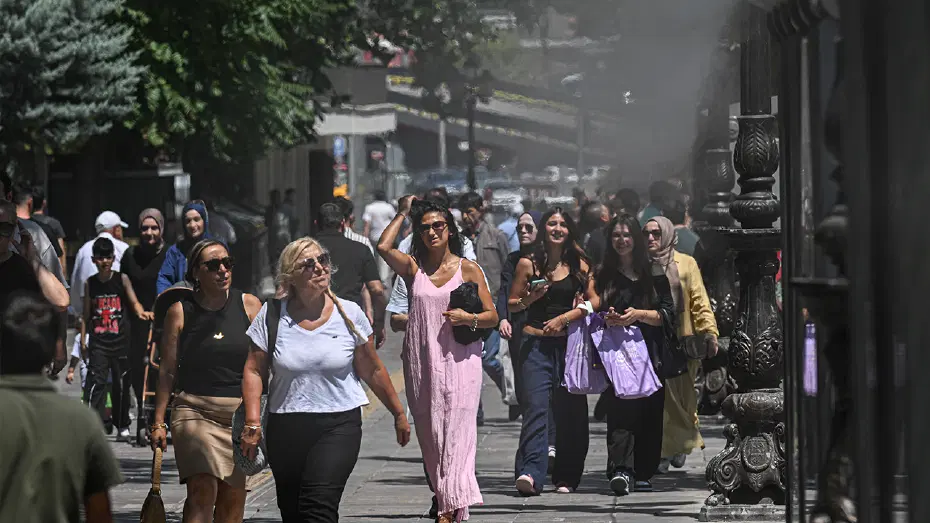 30 il için düğmeye basıldı. Gök gürültülü sağanak, aşırı sıcak ve nem bunaltacak (Bu hafta hava nasıl olacak?)