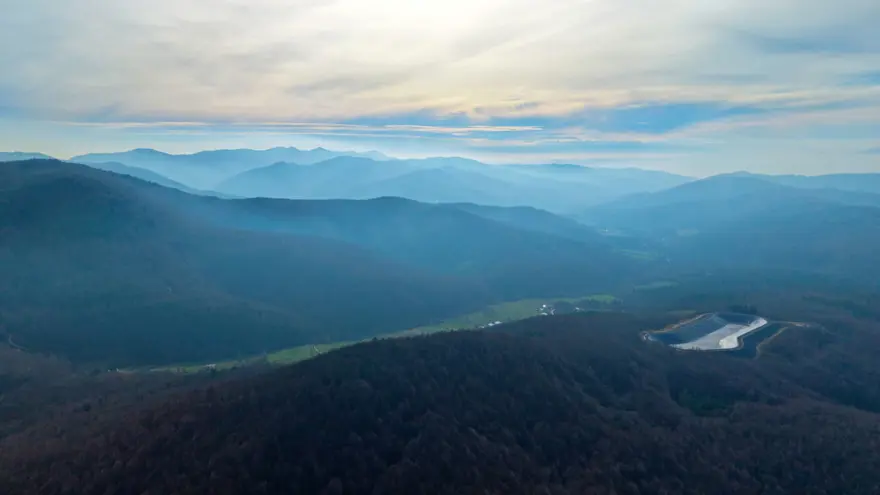 YEŞİLDEN KAHVERENGİYE MUHTEŞEM DÖNÜŞÜM
3 YEŞİLDEN KAHVERENGİYE MUHTEŞEM DÖNÜŞÜM
3