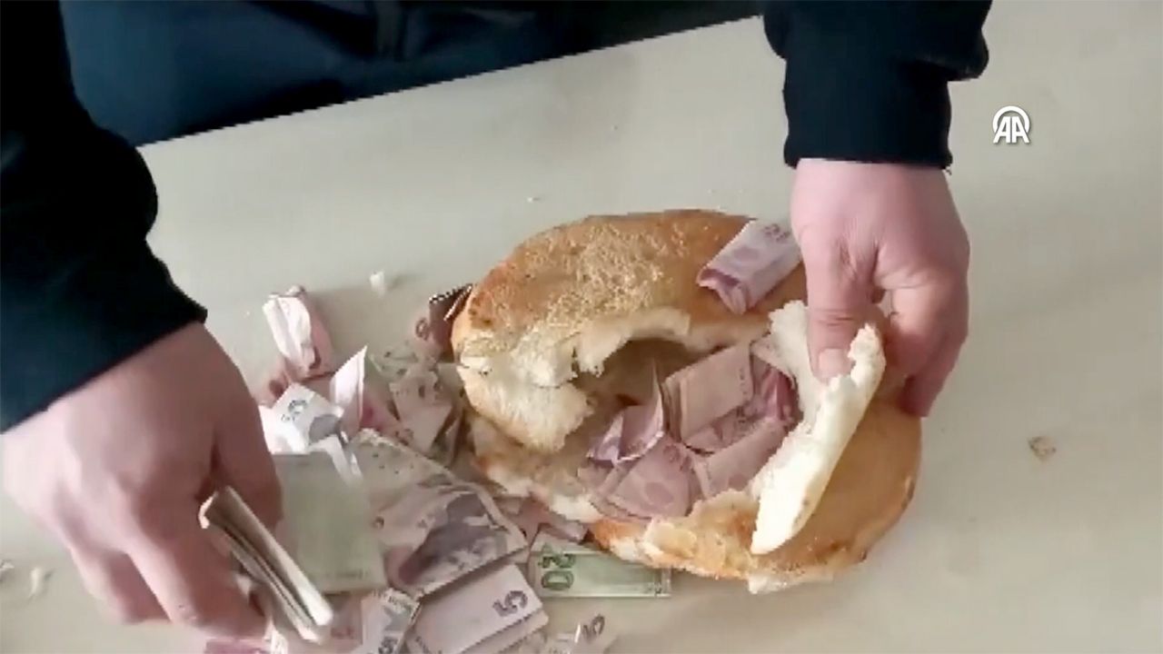 Ramazan pidesine 617 lira sakladı