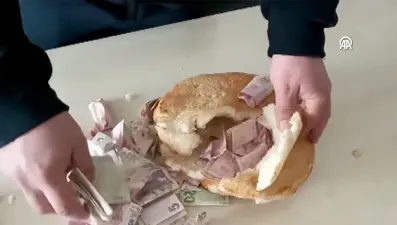 Ramazan pidesine 617 lira sakladı