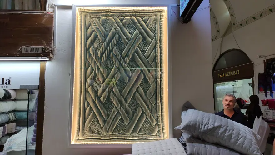 Günde bir tane örüyor, tanesini bin 500 liradan satıyor 2