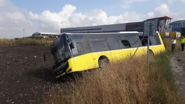 İETT otobüsü kaza yaptı: 2 yaralı