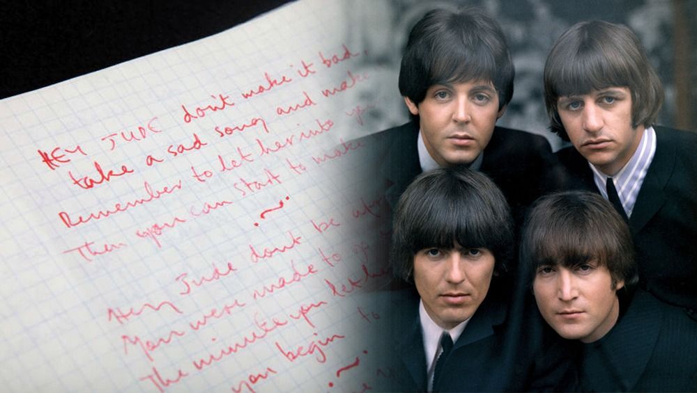 The Beatles'ın şarkı sözlerini içeren defter sergileniyor