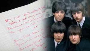 The Beatles'ın şarkı sözlerini içeren defter sergileniyor The Beatles'ın şarkı sözlerini içeren defter sergileniyor
