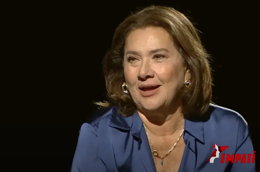 "REZİLLİKTEN ÇOK KORKAN BİRİYİM" 3 "REZİLLİKTEN ÇOK KORKAN BİRİYİM" 3