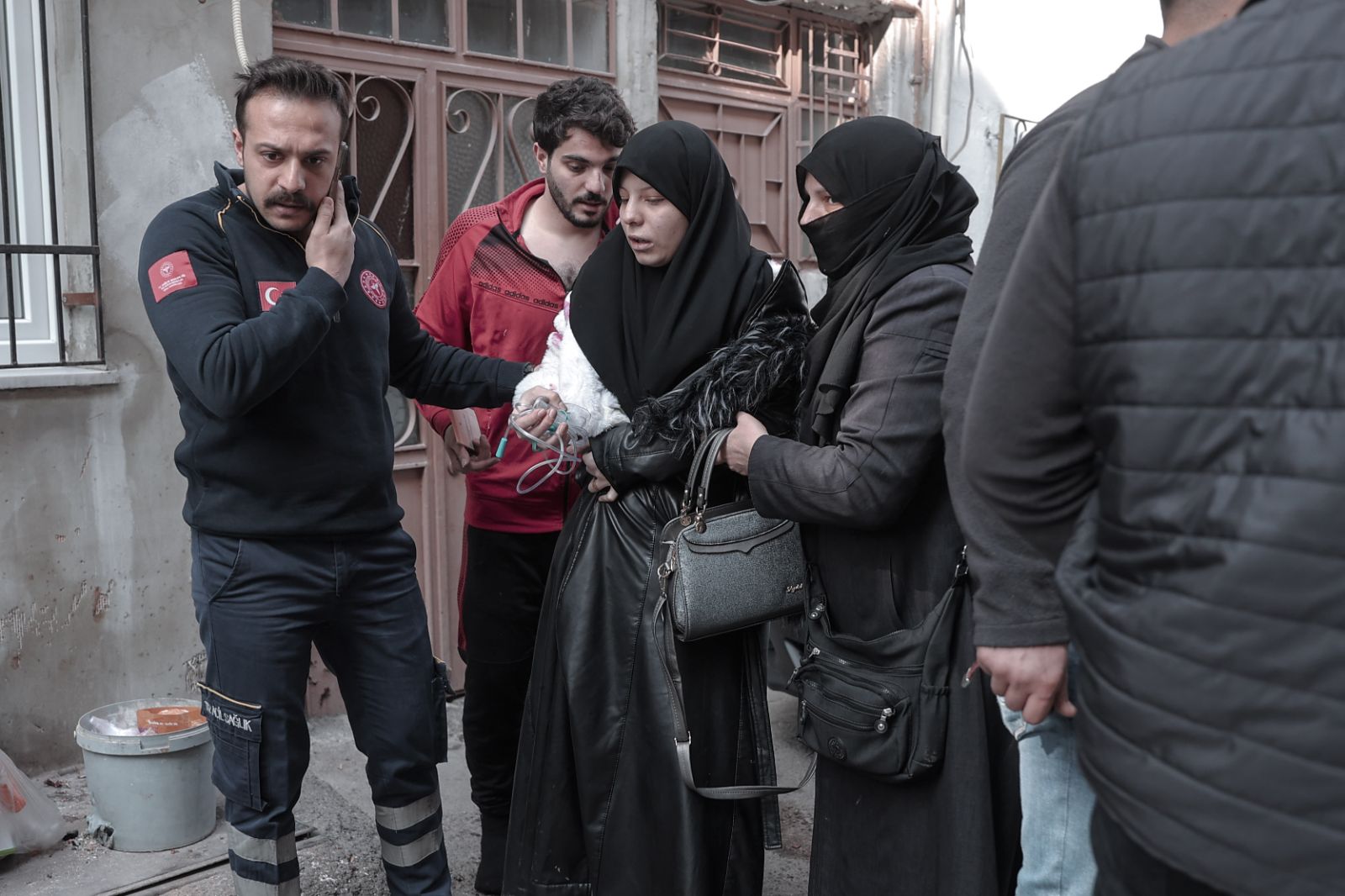 Bursa’da yangında can pazarı: Mahsur kalanları itfaiye kurtardı