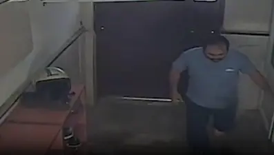 HÜDA PAR Adana İl Başkanlığı'ndaki bıçaklı saldırı kamerada
