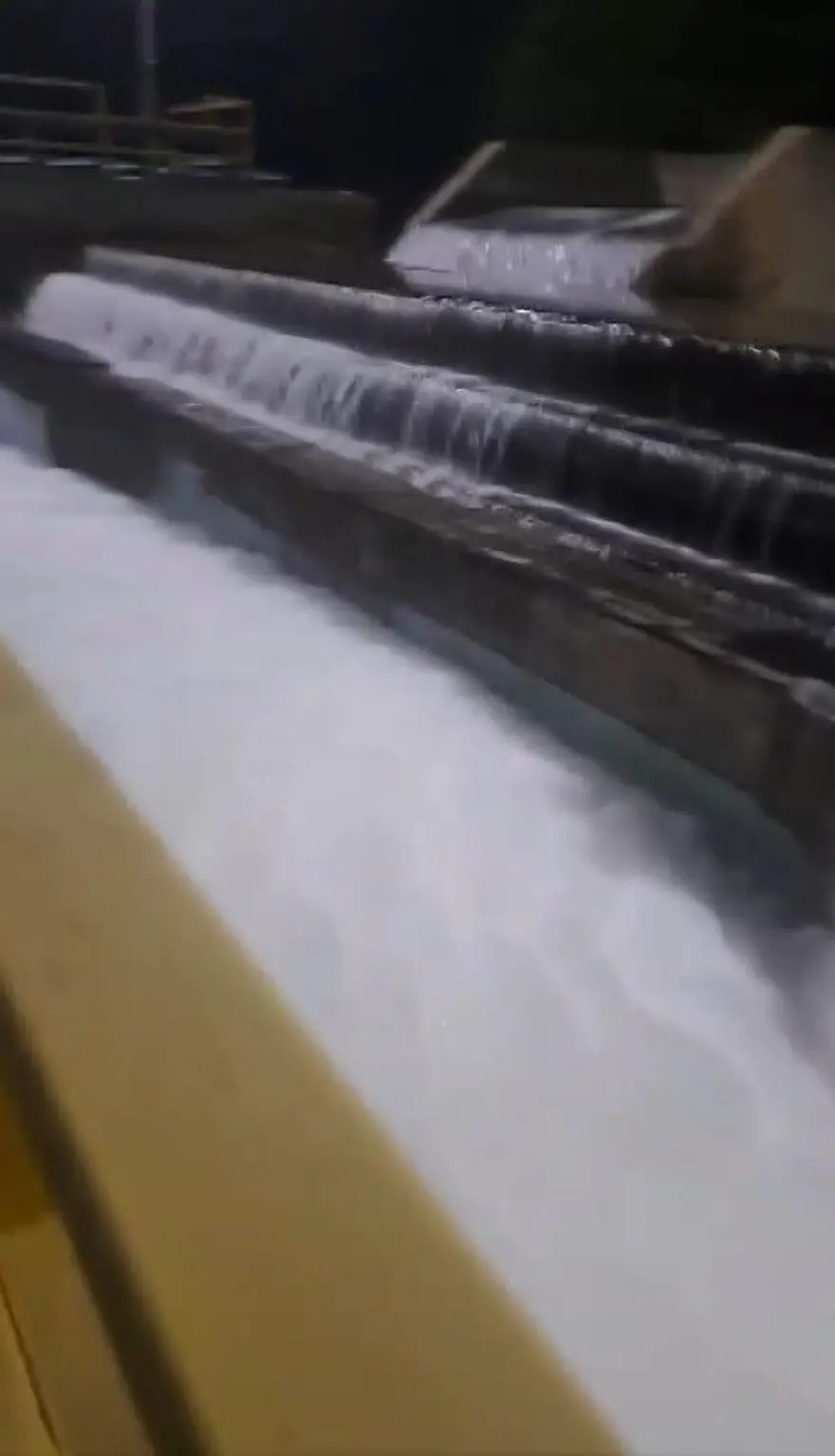 Yalova'da içme suyunu karşılayan barajda köpüklenme: Kent genelinde sular kesildi 