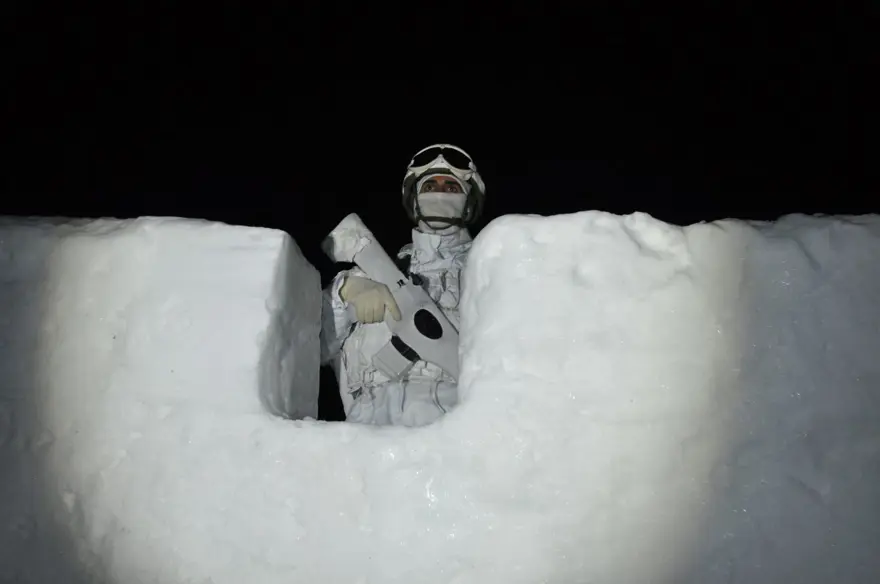 Komandoların 2 bin 200 metre rakımda, eksi 25 derecede zorlueğitimi 11 Komandoların 2 bin 200 metre rakımda, eksi 25 derecede zorlueğitimi 11