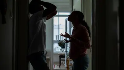 İlişkiyi mahveden yalanlar: Duyguları sessizce zedeliyor