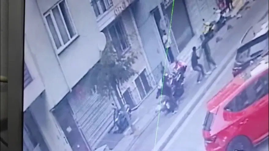 İstanbul'da dehşet: Husumetlisini başından vurdu 2 İstanbul'da dehşet: Husumetlisini başından vurdu 2