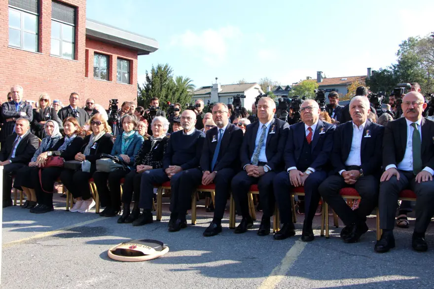 Halit Kıvanç son yolculuğuna uğurlandı 31