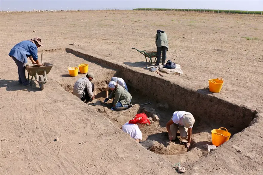 Küllüoba Höyüğü'nde 4 bin 200 yıl öncesine ait 'kuraklıkla mücadele' izleri 1