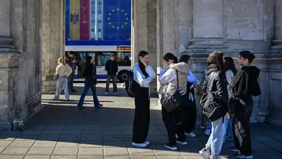 Moldova'da halk sandık başında