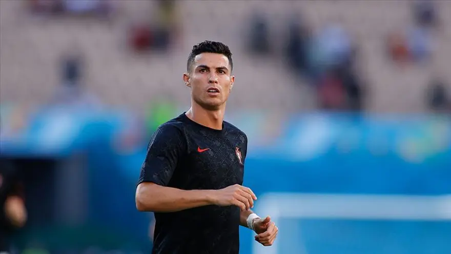 Cristiano Ronaldo krizi büyüyor! Stadı terk etti 7