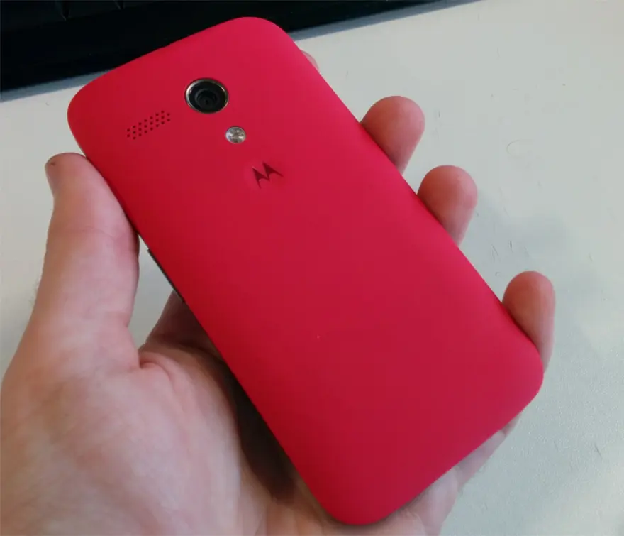 Düşük bütçeli ve renkli bir telefon 6