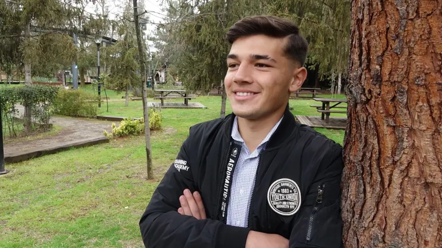 Apple'ın yeni reklam yüzü Trabzon'dan 9 Apple'ın yeni reklam yüzü Trabzon'dan 9