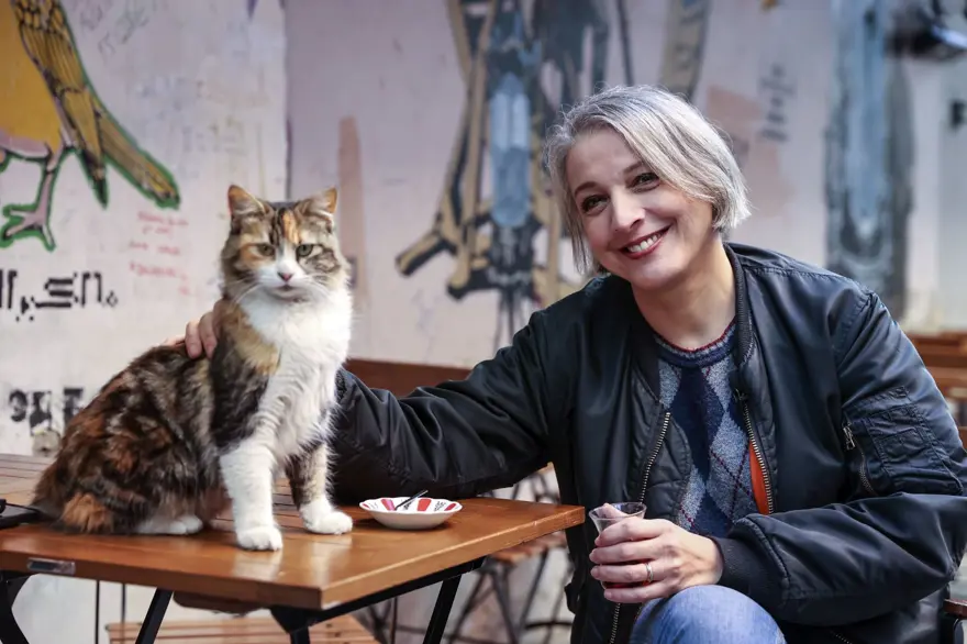 ANNESİYLE AYNI SAHNEDE 5