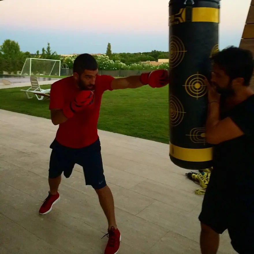 Arda Turan'ın 15 milyon euroluk malikanesi 34 Arda Turan'ın 15 milyon euroluk malikanesi 34